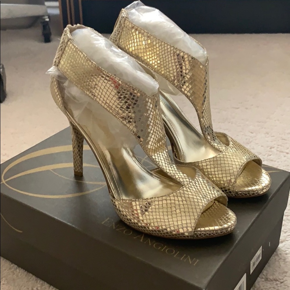 Enzo Angiolini Gold Snake Print Heels